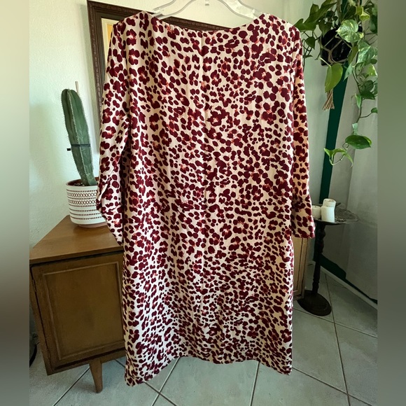 H&M Maroon and Tan Leopard Print Shift Dress - Picture 2 of 9